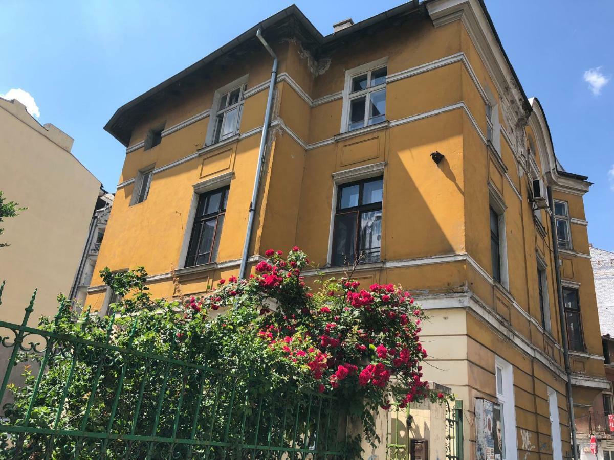 Modern & Old Apartment Sofia Exterior photo